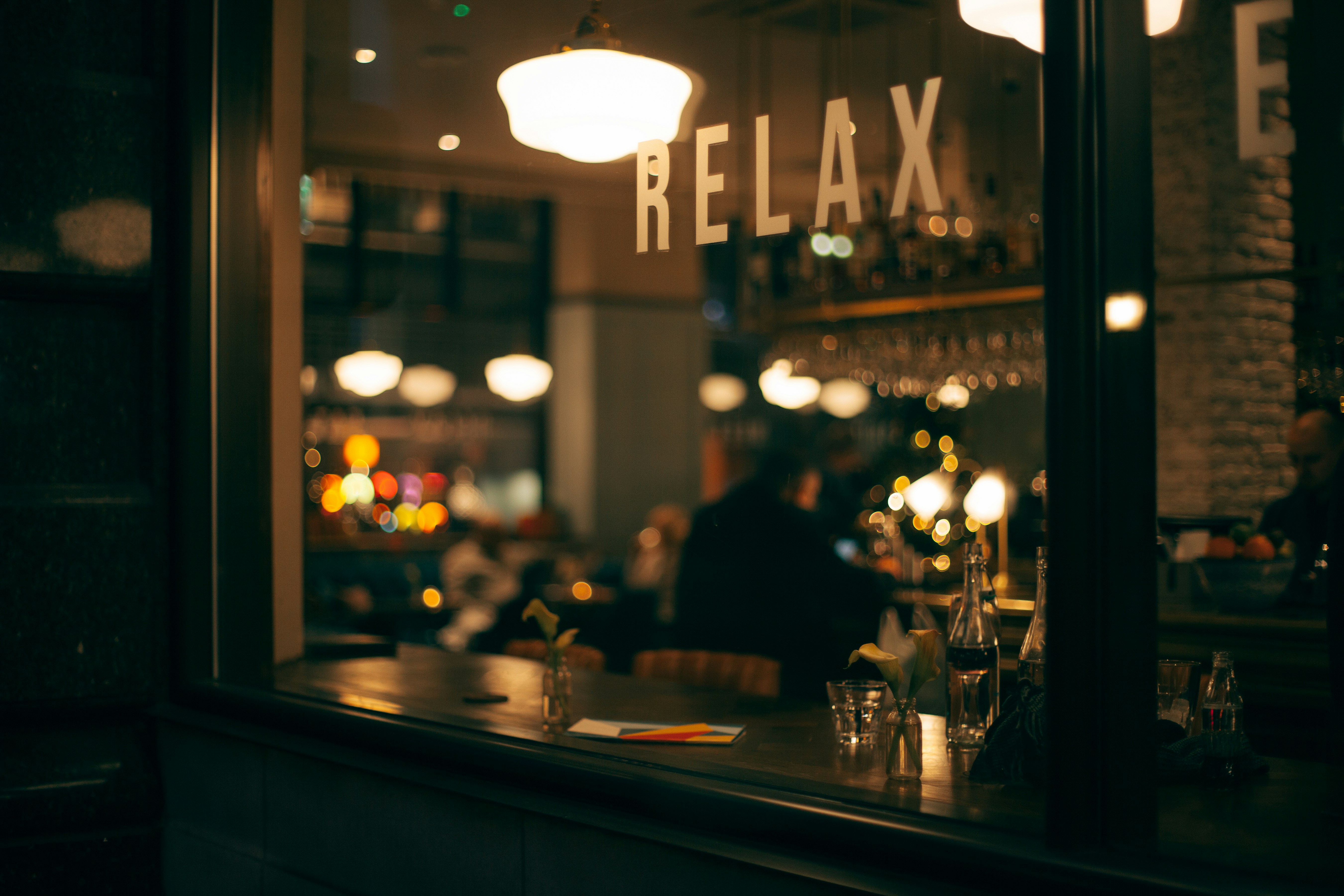 Façade du restaurant Braise le soir